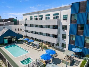 4Mica LA in Los Angeles, CA - Foto de edificio - Building Photo