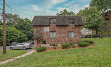 20-30 Peck St in New Britain, CT - Foto de edificio - Building Photo