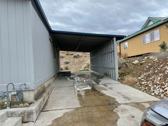 273 Miriam Way in Carson City, NV - Building Photo - Building Photo