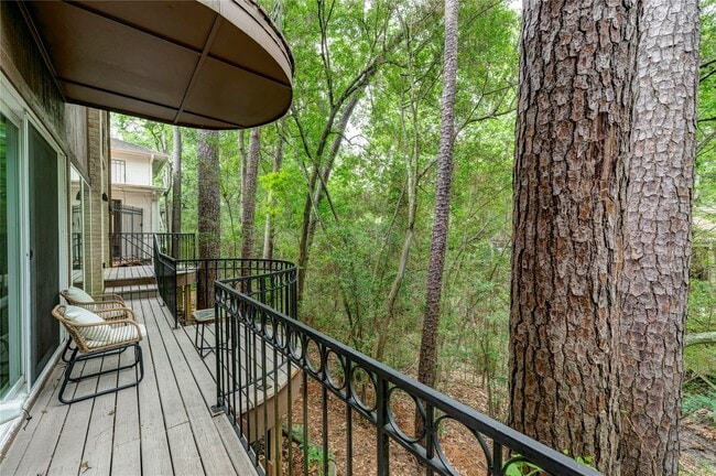 201 Vanderpool Ln