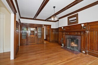 48 Kilsyth Rd, Unit 3 in Brookline, MA - Building Photo - Building Photo