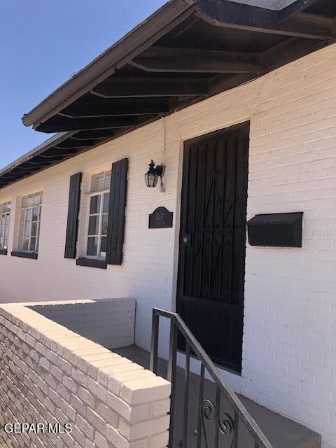 1307 Chadbourne St in El Paso, TX - Building Photo - Building Photo