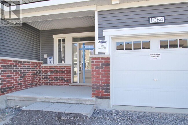 1064 Curraglass Walk in Ottawa, ON - Building Photo - Building Photo