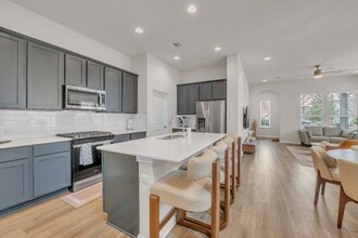 000 Torrita Dr in Round Rock, TX - Building Photo - Building Photo