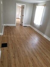 705 E 10th St in Washington, IA - Foto de edificio - Building Photo