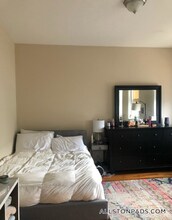 1189 Commonwealth Ave in Boston, MA - Building Photo - Building Photo