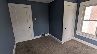 3029 Seventh St SW-Unit -Upper Unit in Canton, OH - Building Photo - Building Photo