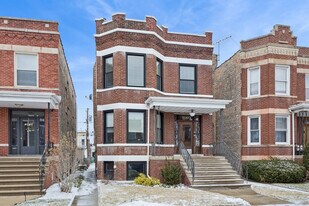 1910 S Harvey Ave in Berwyn, IL - Building Photo