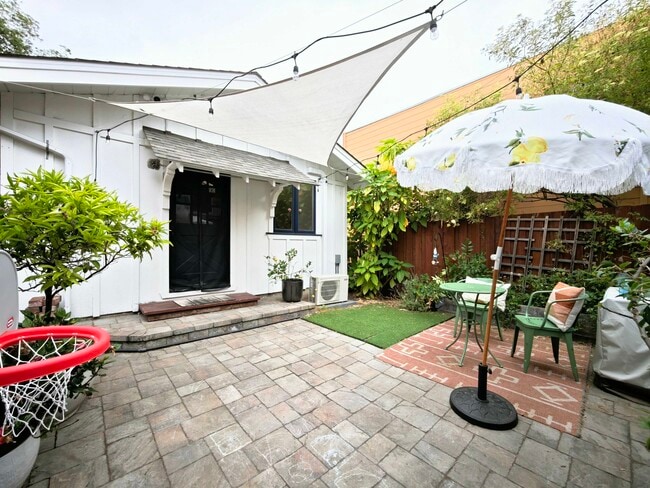 property at 2019 Prince St