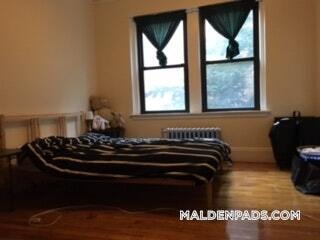 349 Pleasant St in Malden, MA - Building Photo - Building Photo