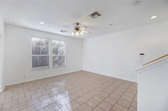 710 Franklin Blvd in Austin, TX - Building Photo - Building Photo