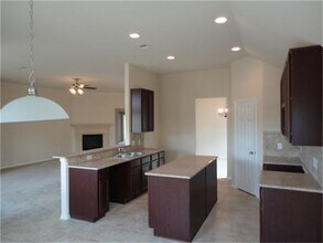 6611 Early Fall Dr in Humble, TX - Building Photo - Building Photo
