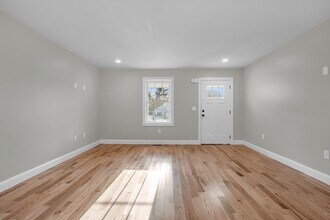 88 Main St in Westminster, MA - Building Photo - Building Photo