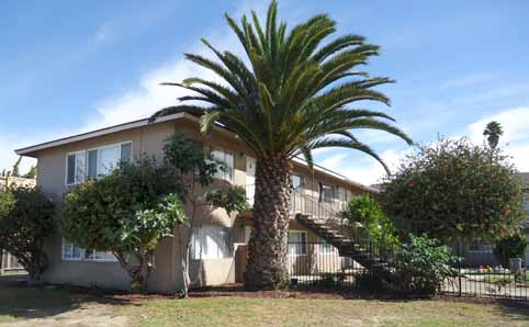 720-724 N D St in Lompoc, CA - Foto de edificio - Building Photo