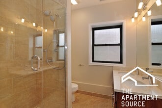 1802 N Sheffield Ave, Unit 2 in Chicago, IL - Building Photo - Building Photo