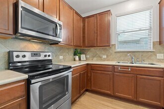7609 Ballydawn Dr in Austin, TX - Building Photo - Building Photo