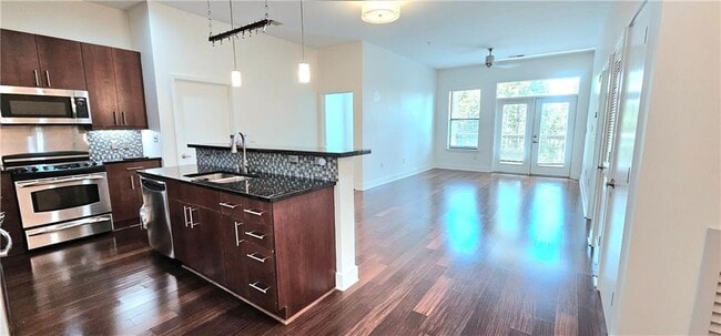 property at 425 Chapel St SW