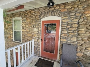 33 Pigeon St in Waynesville, NC - Building Photo - Building Photo