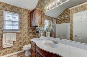 16512 Village Garden Dr in Edmond, OK - Building Photo - Building Photo