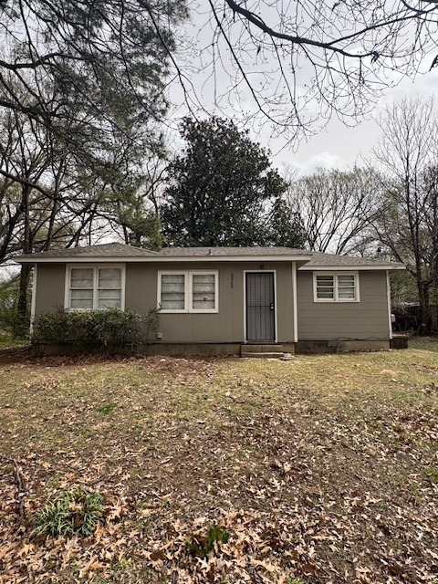 property at 3060 Linda Dr