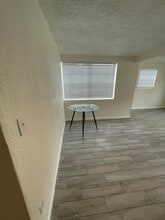 5420 Lido St in Orlando, FL - Foto de edificio - Building Photo