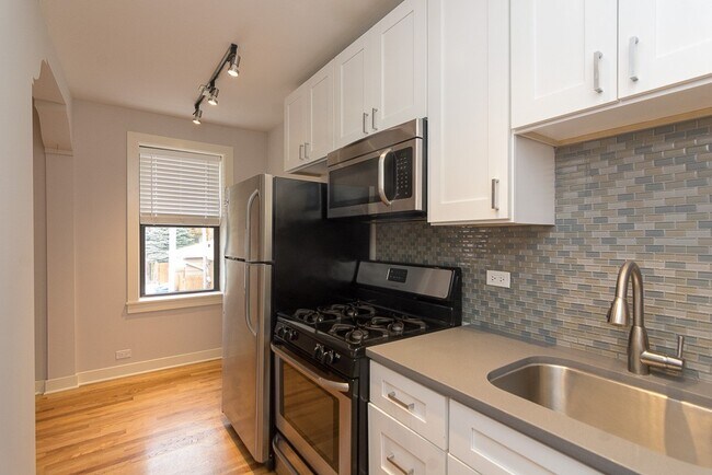 2419 N Kedzie Blvd, Unit A01C