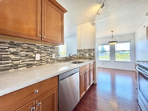 705 Canonbury Way in Hayward, CA - Building Photo - Building Photo