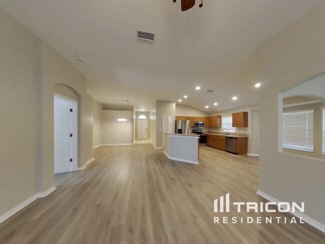 7152 Moss Ledge Run in Land O Lakes, FL - Building Photo - Building Photo
