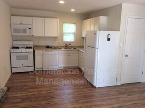 34040 W 84th St in De Soto, KS - Building Photo - Building Photo