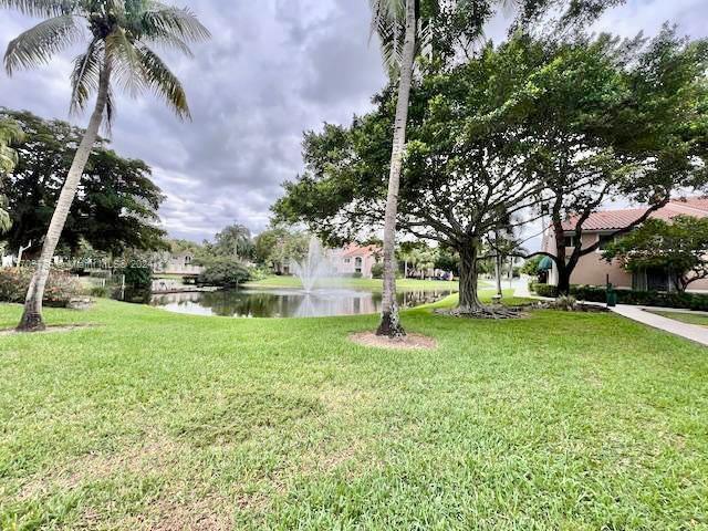 12160 St.Andrews Pl in Miramar, FL - Building Photo - Building Photo