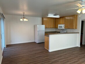 582 Morgan Dr in Chico, CA - Building Photo - Building Photo