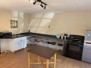 15-1055-1055 Kilika St in Keaau, HI - Building Photo - Building Photo
