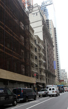 204 W 55th St in New York, NY - Building Photo - Building Photo