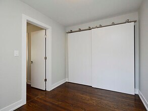 5960 N Winthrop Ave-Unit -54-2E in Chicago, IL - Building Photo - Building Photo