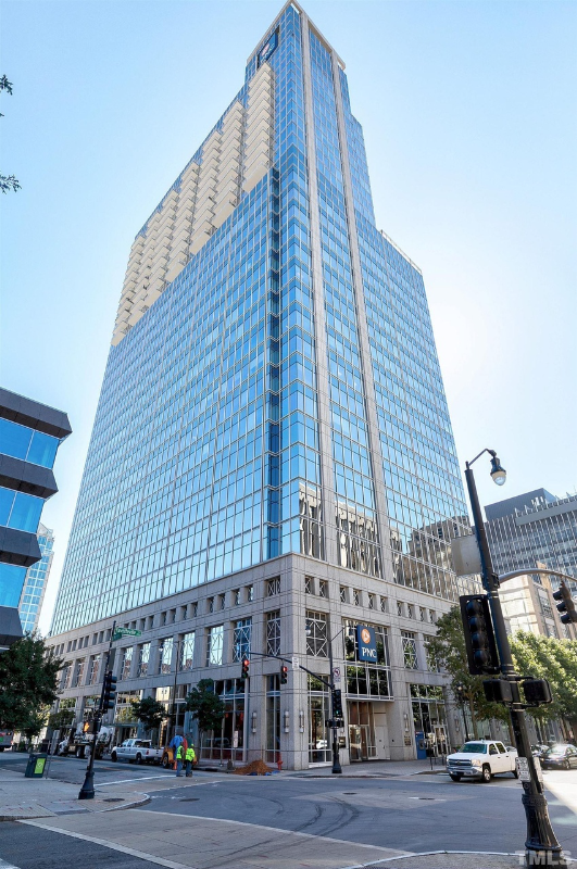 301 Fayetteville St in Raleigh, NC - Building Photo - Building Photo