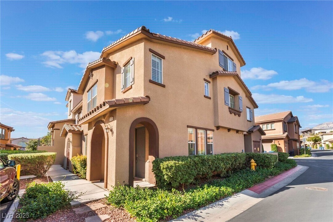 11386 Belmont Lake Dr in Las Vegas, NV - Building Photo