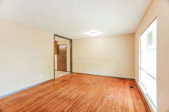 901 Eldorado Dr in Birmingham, AL - Building Photo - Building Photo