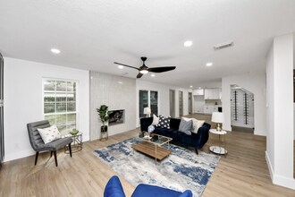 5614 Oakhaven Ln in Houston, TX - Building Photo - Building Photo