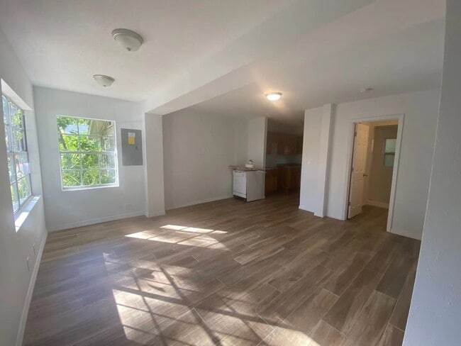 517 E Livingston St in Orlando, FL - Building Photo - Building Photo