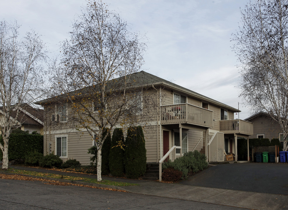 1227 SE Boise St in Portland, OR - Building Photo