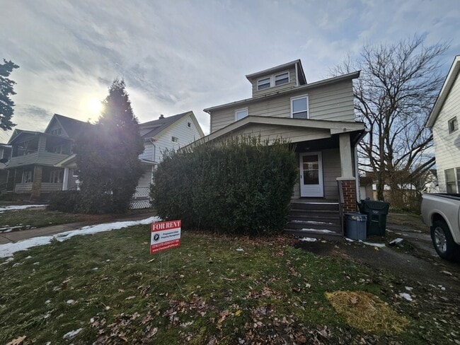 4916 E 85th St in Garfield Heights, OH - Building Photo - Building Photo