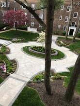 Kensington Court Apartments in Hempstead, NY - Foto de edificio - Building Photo