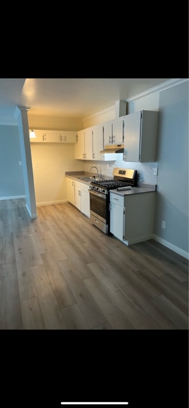 6928 Woodley Ave in Los Angeles, CA - Building Photo - Building Photo