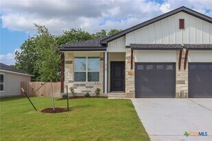 618 Campus St in Troy, TX - Building Photo