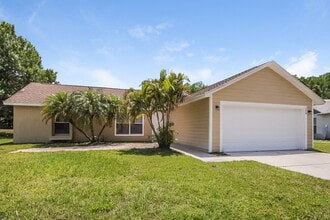 208 Red Maple Dr in Kissimmee, FL - Building Photo - Building Photo