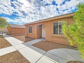 1110 Red Butte St in Pahrump, NV - Building Photo
