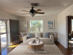 321 San Jose Dr in Dunedin, FL - Building Photo - Building Photo