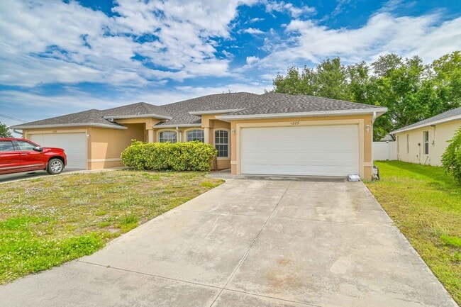 property at 1226 SE 6th St