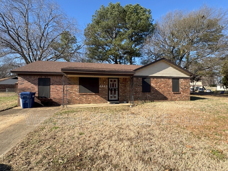 6865 Camelot Rd in Horn Lake, MS - Building Photo