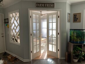 304 Hollyfax Cir, Unit 304 in Atlanta, GA - Building Photo - Building Photo